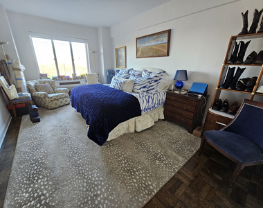 40 Central Park S - Photo Thumbnail 6