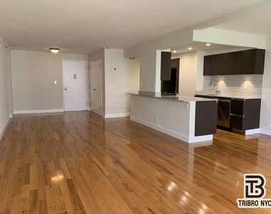 216 W 89th Street - Photo Thumbnail 1