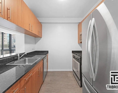 348 E 92nd Street - Photo Thumbnail 7