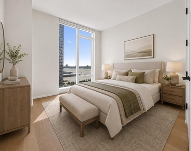 30 Riverside Boulevard - Photo Thumbnail 4