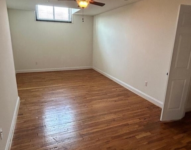 302 N Cameron Street - Photo Thumbnail 12