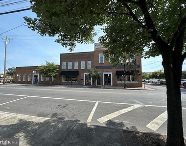 302 N Cameron Street - Photo Thumbnail 24