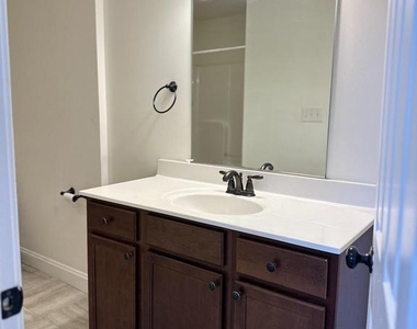 302 N Cameron Street - Photo Thumbnail 18