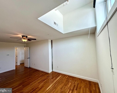 302 N Cameron Street - Photo Thumbnail 13