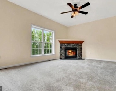 109 Olympic Drive - Photo Thumbnail 7