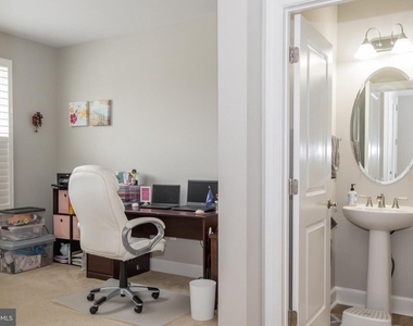 344 Pear Blossom Road - Photo Thumbnail 4