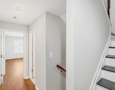 4888 Dane Ridge Circle - Photo Thumbnail 9