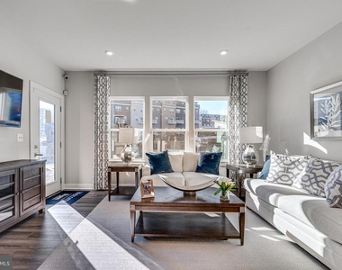46320 Mount Milstead Terrace - Photo Thumbnail 1