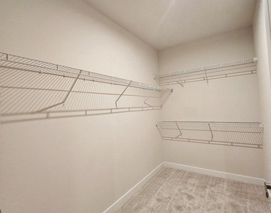 46320 Mount Milstead Terrace - Photo Thumbnail 10