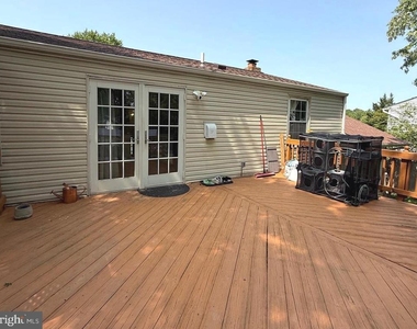 4743 Pomegranate Court - Photo Thumbnail 16
