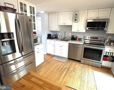 4743 Pomegranate Court - Photo Thumbnail 2