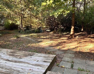 8334 Idylwood Road - Photo Thumbnail 5