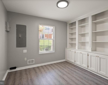 6708 Ordsall Street - Photo Thumbnail 13