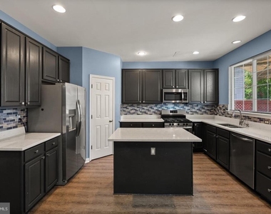 6708 Ordsall Street - Photo Thumbnail 2