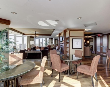 8220 Crestwood Heights Drive - Photo Thumbnail 21