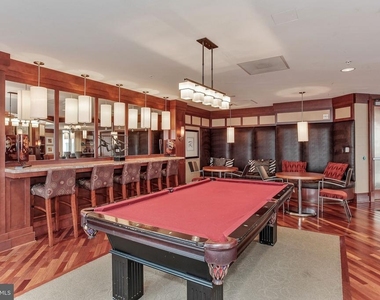 8220 Crestwood Heights Drive - Photo Thumbnail 20