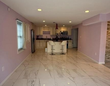 10169 Palmer Drive - Photo Thumbnail 4