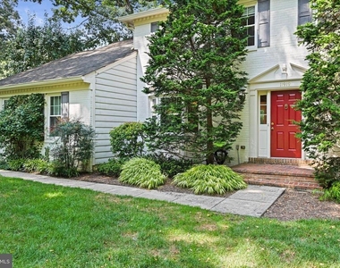 11919 Latigo Lane - Photo Thumbnail 2