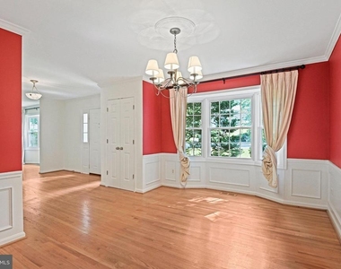 11919 Latigo Lane - Photo Thumbnail 13