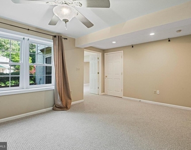 11919 Latigo Lane - Photo Thumbnail 30