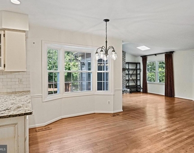 11919 Latigo Lane - Photo Thumbnail 7
