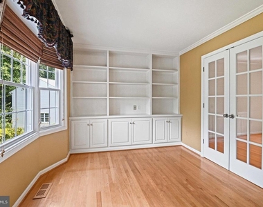 11919 Latigo Lane - Photo Thumbnail 11