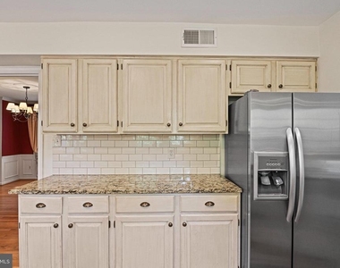 11919 Latigo Lane - Photo Thumbnail 6