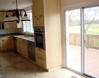 304 Old Courthouse Road Ne - Photo Thumbnail 11