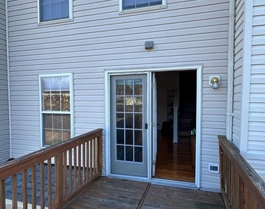 8374 Hunter Murphy Circle - Photo Thumbnail 14