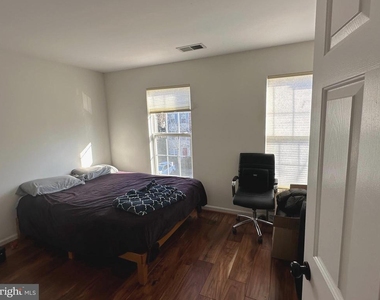 8374 Hunter Murphy Circle - Photo Thumbnail 4