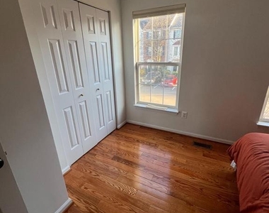 8374 Hunter Murphy Circle - Photo Thumbnail 7