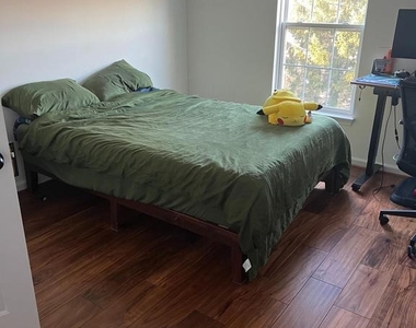 8374 Hunter Murphy Circle - Photo Thumbnail 5
