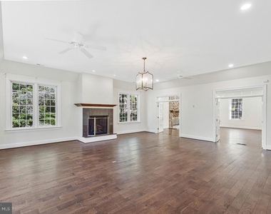 10034 Scenic View Terrace - Photo Thumbnail 21