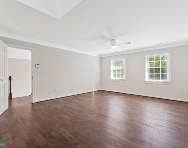 10034 Scenic View Terrace - Photo Thumbnail 26