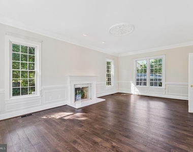 10034 Scenic View Terrace - Photo Thumbnail 7