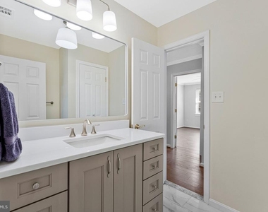 10034 Scenic View Terrace - Photo Thumbnail 34