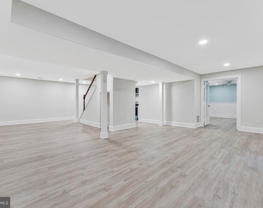 10034 Scenic View Terrace - Photo Thumbnail 42