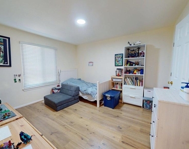 6077 Hollow Knoll Court - Photo Thumbnail 14