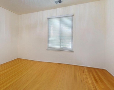 6077 Hollow Knoll Court - Photo Thumbnail 21