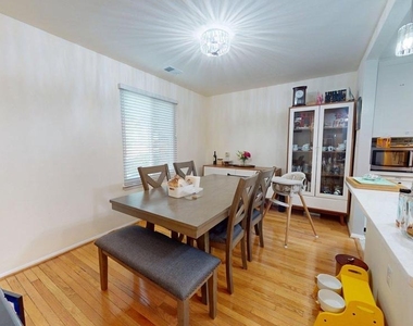 6077 Hollow Knoll Court - Photo Thumbnail 4