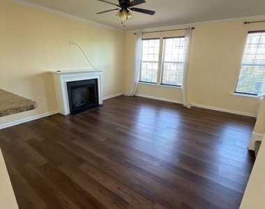 180 Schramm - Photo Thumbnail 21