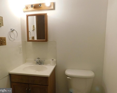 230 Waterford Lane - Photo Thumbnail 14