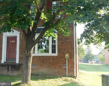 230 Waterford Lane - Photo Thumbnail 1