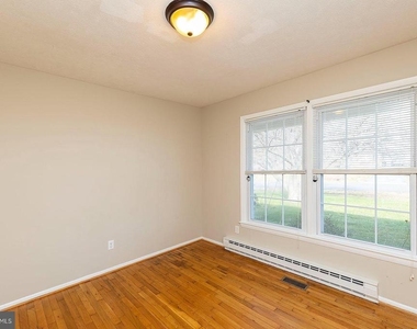 120 Meadowlark Lane - Photo Thumbnail 17