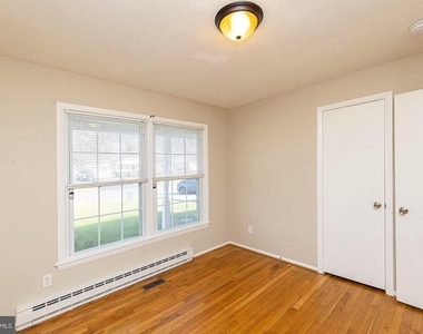 120 Meadowlark Lane - Photo Thumbnail 20