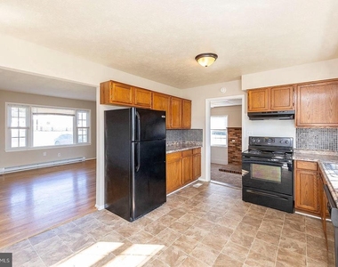 120 Meadowlark Lane - Photo Thumbnail 7
