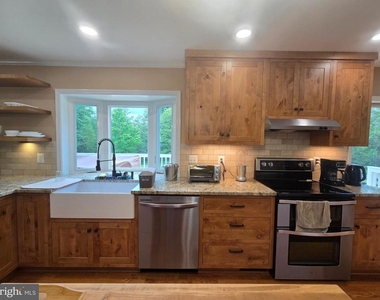 5712 John Barton Payne Road - Photo Thumbnail 13