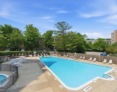 5340 Holmes Run Parkway - Photo Thumbnail 21