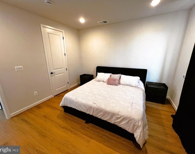 4989 Eisenhower Avenue - Photo Thumbnail 30