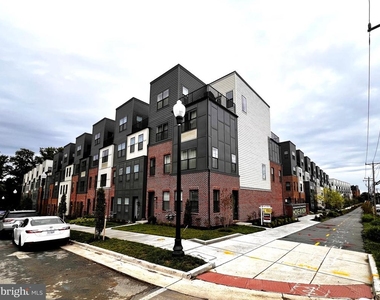4989 Eisenhower Avenue - Photo Thumbnail 2